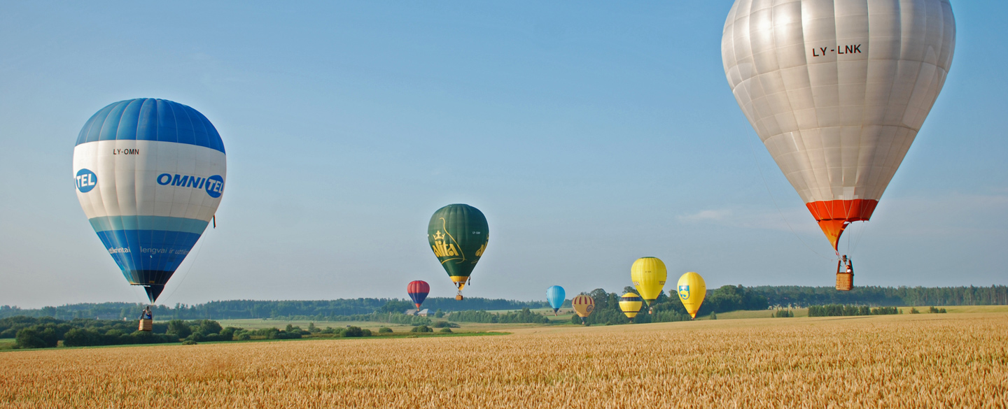 Gorgeous to see how
100 hot air balloons lift